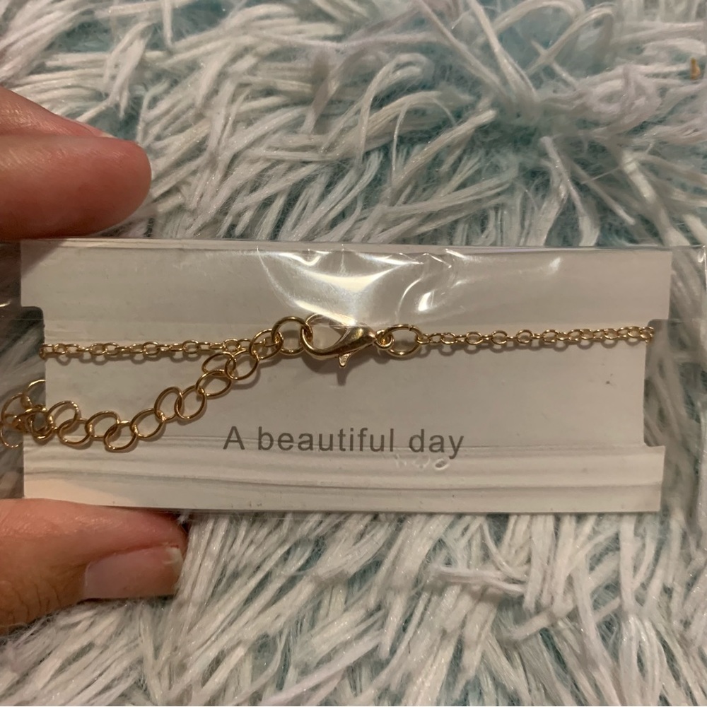 L initial bracelet - Picture 4 of 5